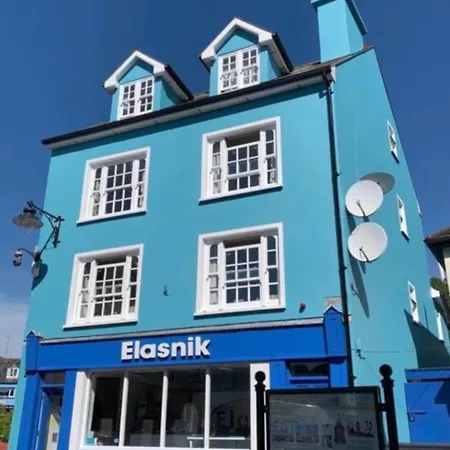 Town Center Beautiful 1 Bed