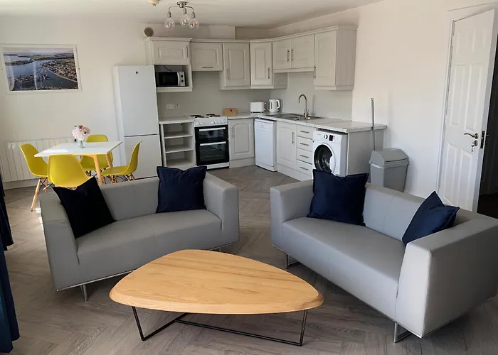 Town Center Beautiful 1 Bed *